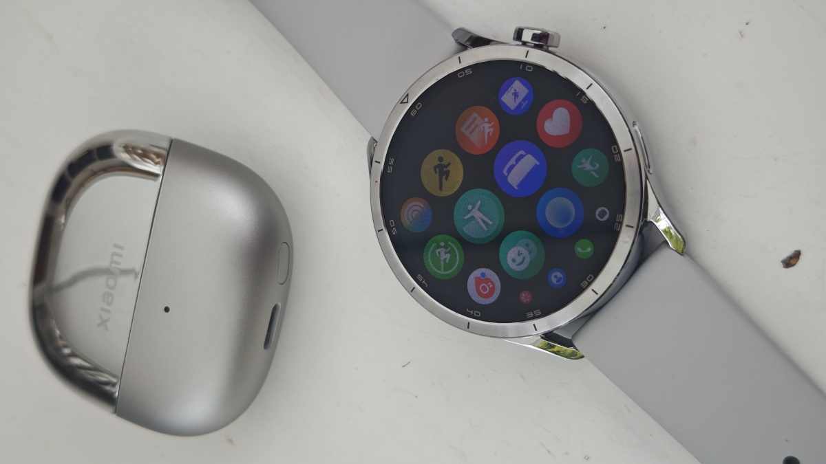 Xiaomi Watch S5: ura, ki ne kriči, ampak prepriča z vzdržljivostjo, zaslonom in občutkom na zapestju