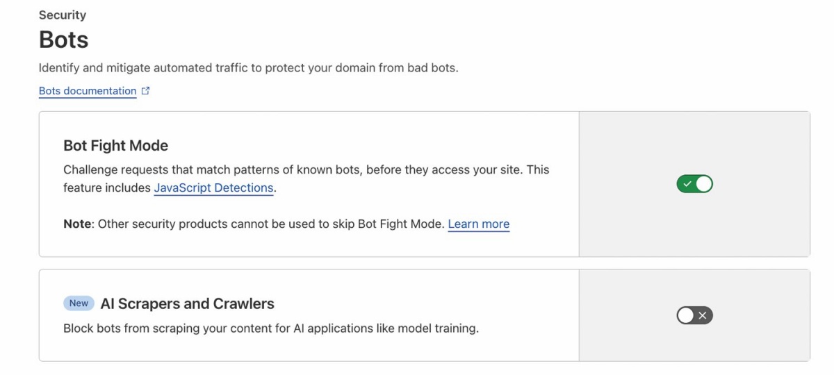CloudFlare za svoje stranke nudi različne stopnje zaščite.
