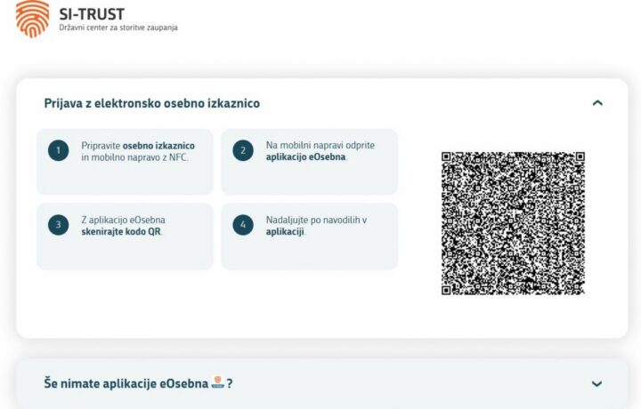 Pri prijavi z elektronsko osebno izkaznico moramo z aplikacijo eOsebna naprej poskenirati kodo QR.