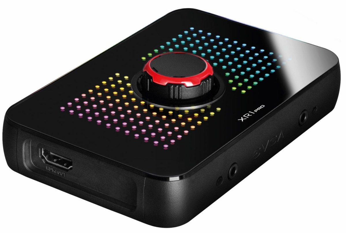 Zunanja kartica EVGA XR1 Pro.