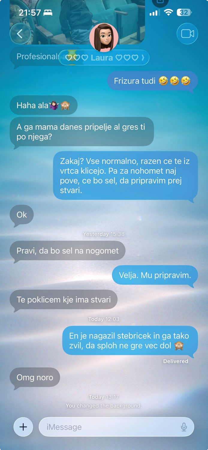 Posameznim pogovorom v aplikaciji »Messages« po želji nastavimo unikatna ozadja.