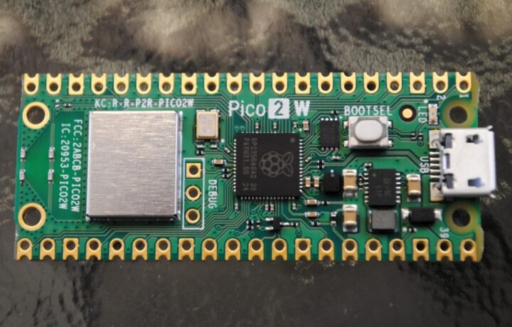 Raspberry Pi Pico 2 W.