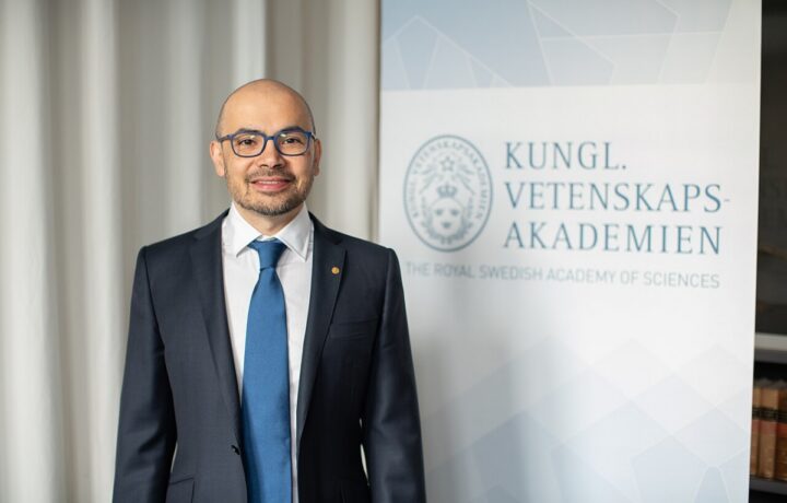 Odstopil direktor DeepMinda